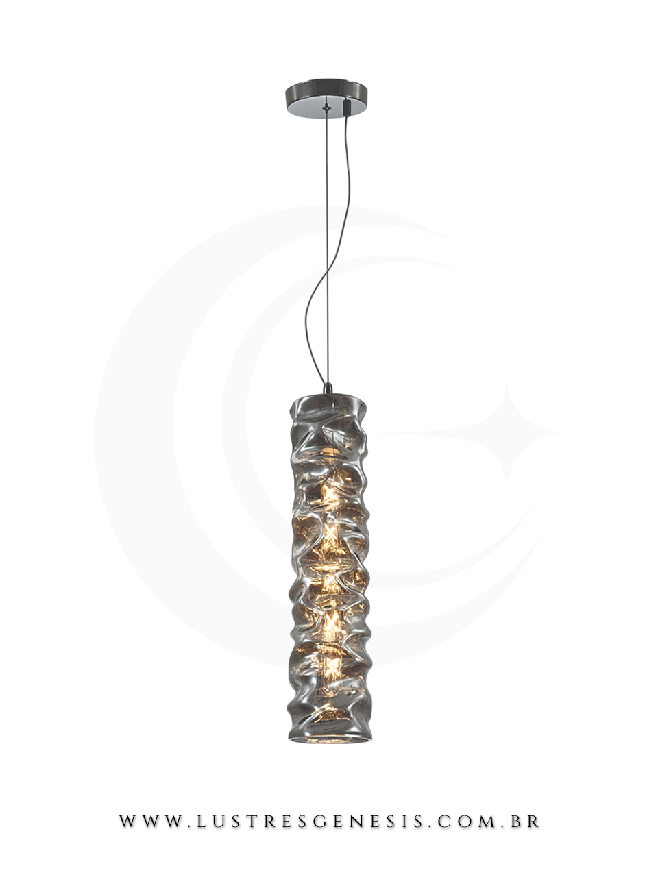 O Pendente Moderno em metal bronze e vidro e a escolha perfeita para agregar elegancia e sofisticacao ao seu ambiente. Com soquete E14, mede 12x25cm e oferece acabamento refinado.